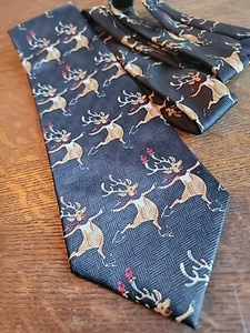 Corbata de cuello Navidad reno negro baile patinaje clásico jacquard usado en excelente estado Snowden - Imagen 1 de 2