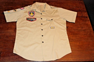 Camisa para hombre Boy Scouts of America BSA bronceada grandes parches cosidos manga corta Foto 1 de 4