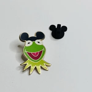 Disney Muppets Kermit the Frog Wearing Mickey Ears Ear Hat Trading Pin 2009 - Picture 1 of 2