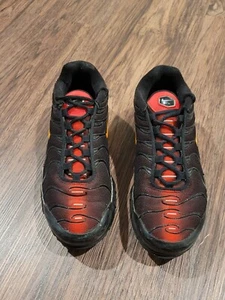 Nike Air Max Plus University Red Black Magma Youth Size 5Y  - Picture 1 of 11