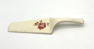 Vintage Ornate Floral Ceramic Porcelain Cake Pie Cake Server Made in England - Picture 1 of 9