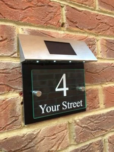 MODERN HOUSE SIGN PLAQUE DOOR NUMBER STREET GLASS EFFECT GLOSS BLACK SOLAR LIGHT - Picture 1 of 10