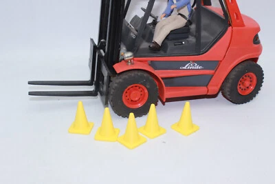 Traxxas TRX 8629 Bulkhead Rear Top and Bottom E-Revo VXL 2.0 NEW in OVP - Image 1 of 4