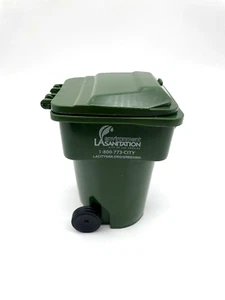 City of LA Sanitation Mini Green Bin Replica Yard Trash Can Desktop Pen Holder - Picture 1 of 6