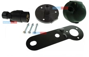12 Volt N Type 7 Pin Trailer Socket, Plug, Fittings, Gasket and Mounting Plate - Picture 1 of 1