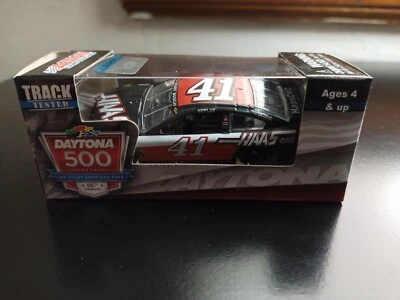 1/64 NASCAR 2014 KURT BUSCH HAAS COCHE DE PRUEBA DAYTONA 500 LIONEL Foto 1 de 2