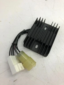 Suzuki 08/09 GSXR600/750 Voltage regulator - 32800-47H40-RX0 - Picture 1 of 3