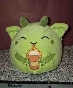 Squishmallows Fitzy el Duende Verde Halloween Otoño Peluche, 5" Calabaza Especia - Imagen 1 de 10