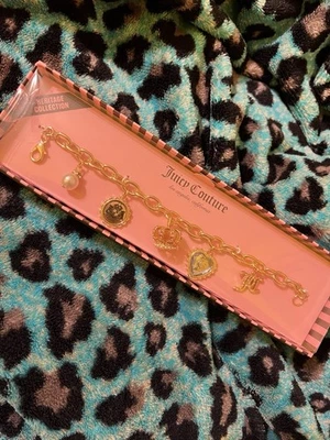 Pulsera Juicy Couture Charm nueva en caja Foto 1 de 4