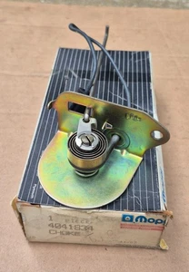 1978 Plymouth Dodge Chrysler 318 Holley 2BBL NOS MoPar CHOKE THERMOSTAT - Picture 1 of 3