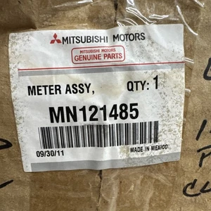 Panel de instrumentos/cluster Mitsubishi MN121485 2003 Endever NOS - Imagen 1 de 24