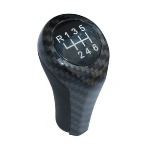 POMELLO CAMBIO BMW SERIE 1 3 E87 E82 E90 E91 E92 X1 X3 X5 X6 MARCE CARBON LOOK - Foto 1 di 1