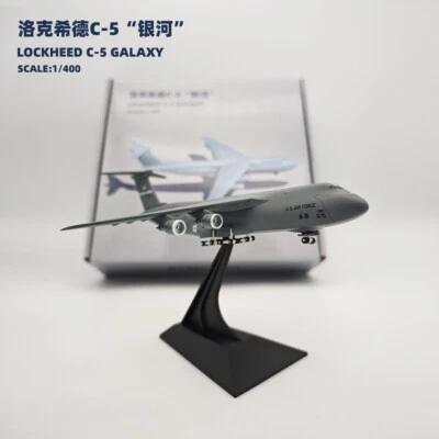 1/400 USAF Lockheed C-5 Galaxy Strategic Transport Aircraft Finished Model - Image 1 of 4