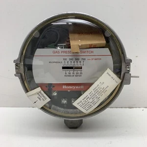 Interruptor de presión de aire de gas Honeywell C437J 1008" agua, marca/rompe al subir - Imagen 1 de 10