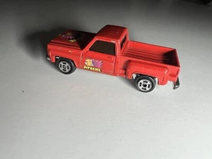 Chevrolet Apache Truck 1981 made in Hong Kong 1:64 Red Silverado - Picture 1 of 8