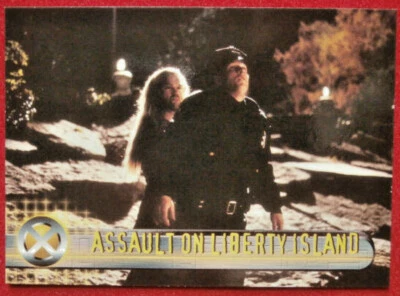X-MEN THE MOVIE - Card #51 - Assault On Liberty Island - Topps 2000 - Image 1 of 2