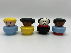 Vintage 1990s Fisher Price Little People Lot of 4 - Dog + 3 People - Picture 1 of 9