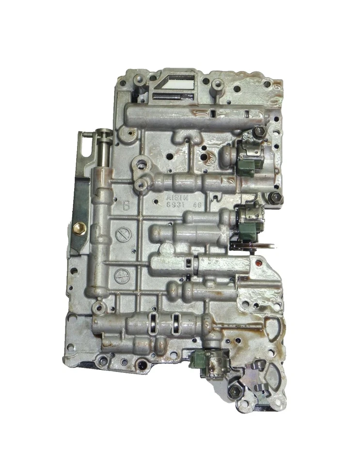 Cuerpo de válvula de transmisión automática Jeep Cherokee XJ 1991-2001 OEM AW4 con solenoides Foto 1 de 1