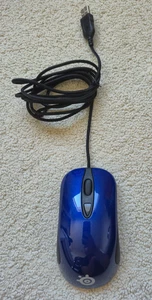 Steelseries Kinzu V2 Optical Wired Gaming Mouse - Picture 1 of 7