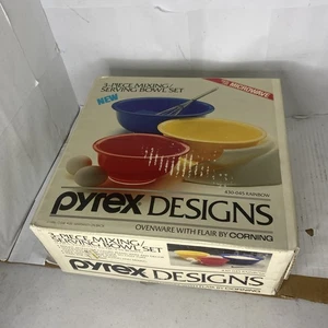 Vintage PYREX Designs 3 Piece Rainbow Mixing Bowl Set, 1986, 430-045 New Sealed - Picture 1 of 4
