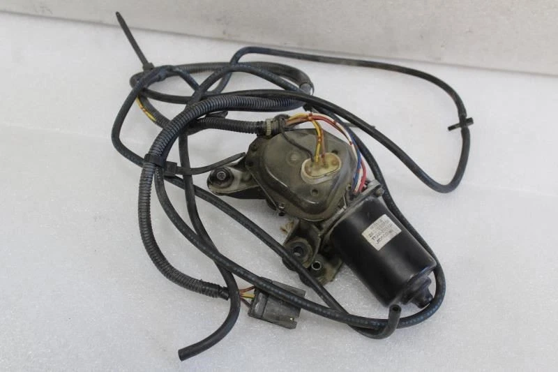 1990 NISSAN 300ZX WINDSHIELD WIPER MOTOR 28810-30P00 - Image 1 of 4
