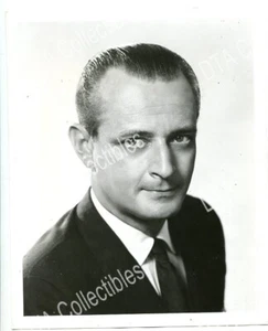 JAMES H. NICHOLSON-8X10-PROMO STILL-AMERICAN INTERNATIONAL PICTURES-1962 VG/FN - Picture 1 of 1