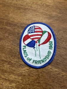 Flags Of Friendship 1982 Rare Embroidered Patch - Picture 1 of 1