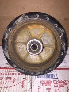 1979 Yamaha Yz 250 Oem Used Front Wheel Hub Assembly  - Picture 1 of 2