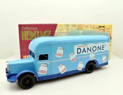 Modellino Camion 1:50 Bernard type 110 fourgon DANONE Corgi diecast modellismo - Immagine 1 di 4