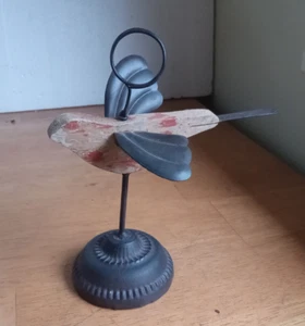 ANTIQUE FLYING BIRD FOLK ART TIN & WOOD NAPKIN HOLDER - Picture 1 of 6