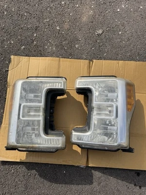 2017 2018 2019 OEM HEADLIGHTS SET FORD F250 F350 F450 SUPER DUTY - Image 1 of 4