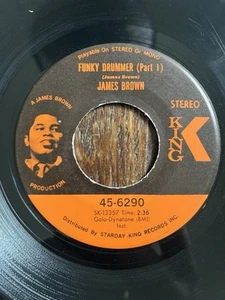 JAMES BROWN 45- FUNKY DRUMMER PART 1+2/ KING 6290- FUNK - VG++/VG+(+) - Picture 1 of 2
