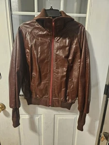 Etienne Aigner klassische Bomberjacke Gr. 12 rot Leder gerippte Bündchen - Bild 1 von 10