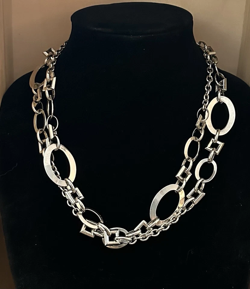 Collar Cadena Geométrica Lia Sophia MODULAR Estilo Más Largo Tono Plata Foto 1 de 4