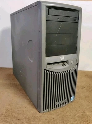 PC TOWER Server HP Proliant ML330 - CPU Intel Xeon - Hardisk 36Gb  Floppy - Immagine 1 di 4