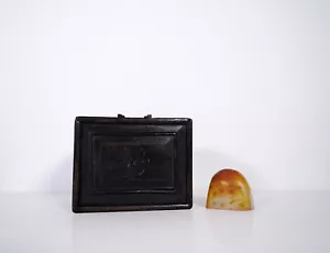 A Celadon and Russet Jade Inscribed Seal with a Wooden Box - Picture 1 of 10