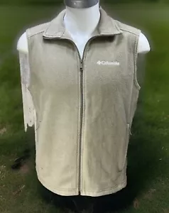 Columbia Vest Women Size M Green Fleece Full Zip Pockets Embroidered Hiking U6 - Picture 1 of 7