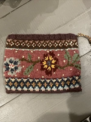 NUEVO Catálogo Sundance Bronceado Cereza Tejido a Mano Isla Justa Bolsa Forrado Teñido a Mano Foto 1 de 4