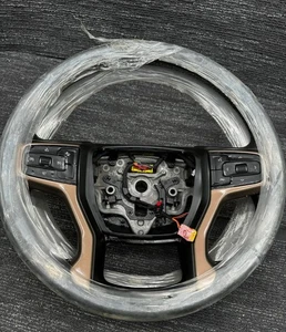 New OEM 2019-2023 GMC Sierra Yukon Leather Steering Wheel W Collision 86813335 - Picture 1 of 6