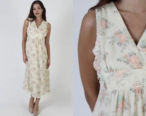 Vtg 70s Romantic Floral Bouquet Boho Hippie Summer Festival Sun Maxi Dress - Picture 1 of 7