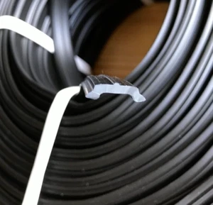 Leistenfüller schwarz 50 Meter 15,4 mm Abdeckprofil Kederschiene - Imagen 1 de 2