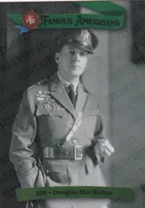 2021 FAMOUS AMERICANS HISTORIC FOIL PARALLEL - DOUGLAS MACARTHUR /150 #200 - Foto 1 di 1