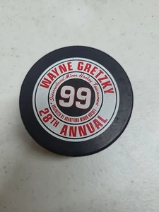 WAYNE GRETZKY INTERNATIONAL MINOR HOCKEY TOURNAMENT HOCKEY PUCK 99 VICEROY 28th - Picture 1 of 3