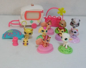LOTE de Juego Ambulancia Littlest Pet Shop Juguete Animales Ovejas Ardilla Mofeta Gato - Imagen 1 de 5