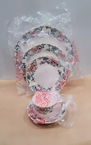 Royal Doulton Floradora Green W/Band 5 Piece Place Setting - Picture 1 of 4