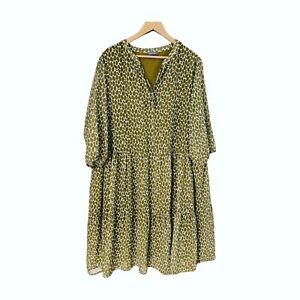 Samoon Pre-loved Plus-size Green Peasant Style Dress with Leaf Pattern. Size22US