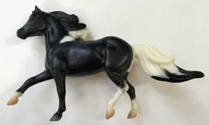 Retired Breyer Miniature Horse #467 Midnight Tango Black Pinto Pony Figurine - Picture 1 of 7