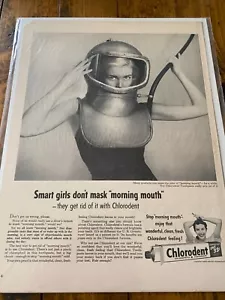 Casco vintage 1954 Dentifricio Clorodente Immersioni Profonde annuncio - Foto 1 di 1