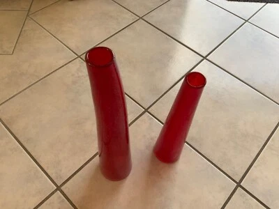 2 Blumenvasen hoch, rot, schmal - Bild 1 von 3