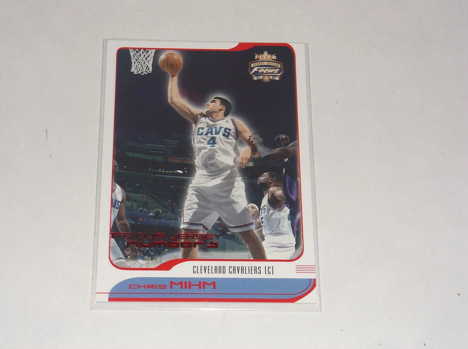 2001-02 FLEER FOCUS JERSEY NUMBERS CHRIS MIHM BASKETBALL CARD #D 9/10 CAVALIERS - Image 1 of 1